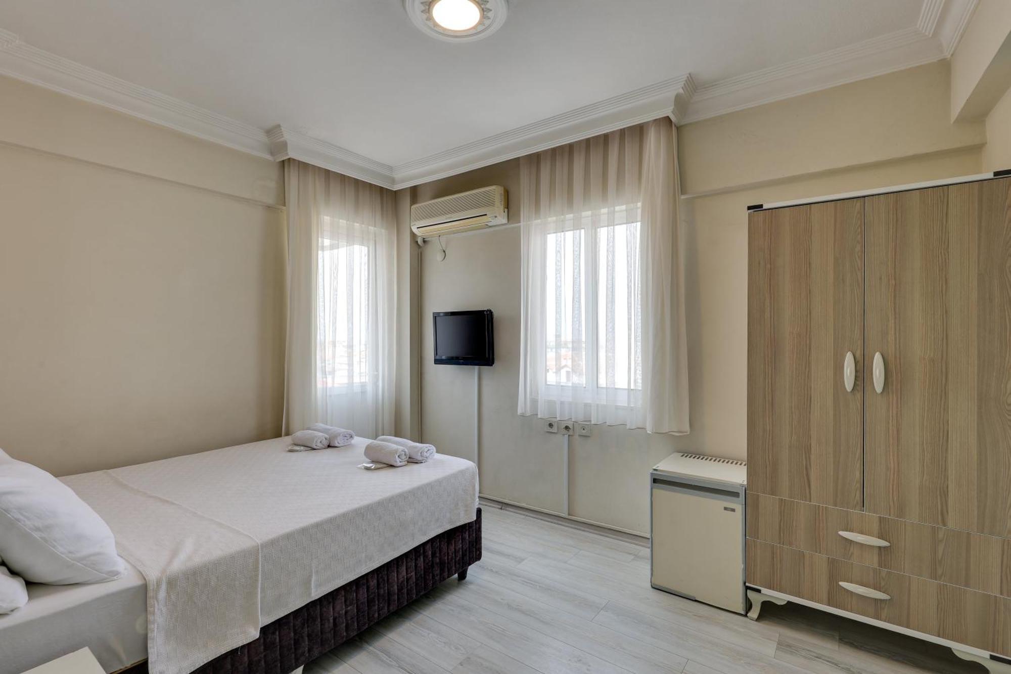 Hikmethan Kusadasi
